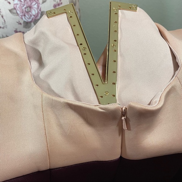 ASOS DESIGN sz:8 Color Block Gold V Bone Thigh High - Picture 13 of 16